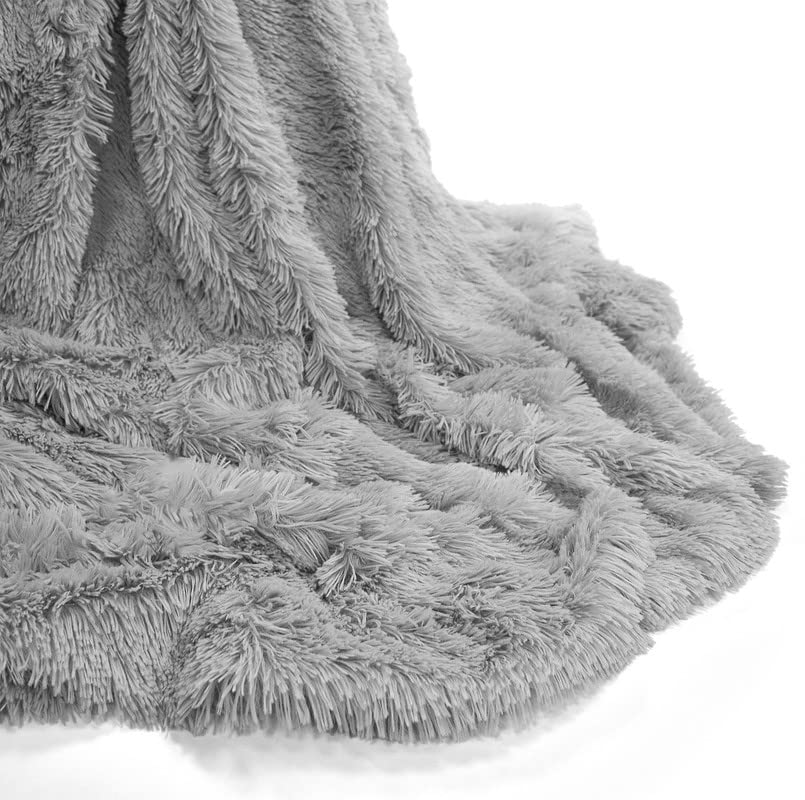 Silver  Cuddle Throw Extra Soft Warm Blanket - 150 x 200 cm